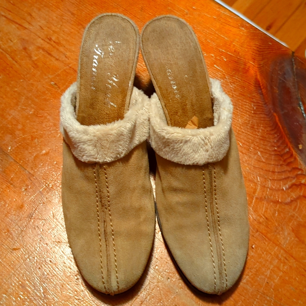 New York Transit Mule 8M Cream and Tan
